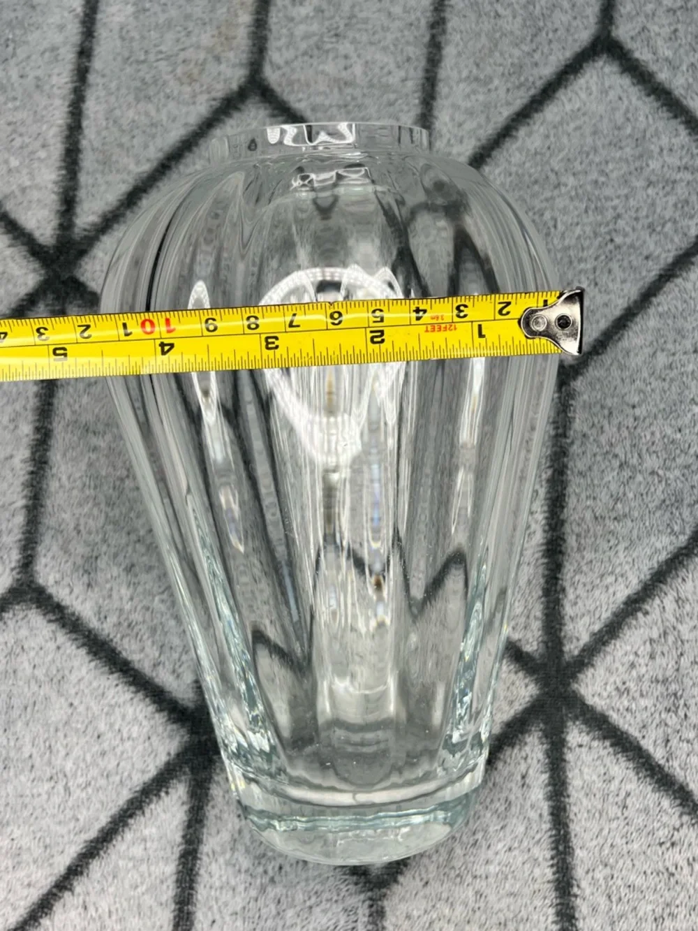 Heavy Clear Art Glass Ribbed Vase Modern Sculpted Bulb Shape 8